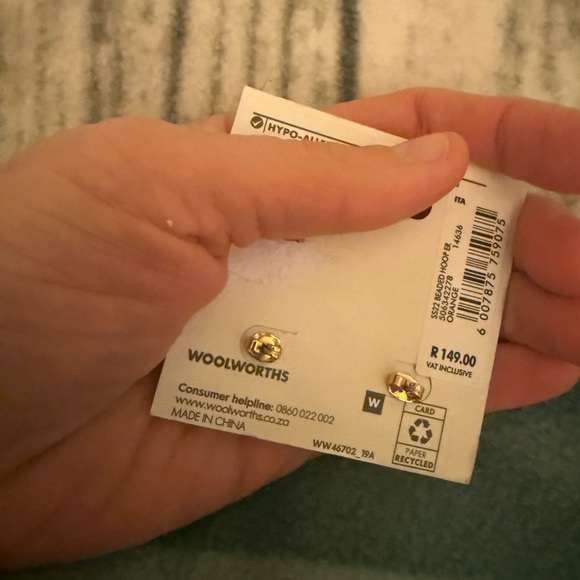 Old school Avon ornament earrings - Picture 4 of 4